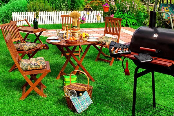 Patio with grill